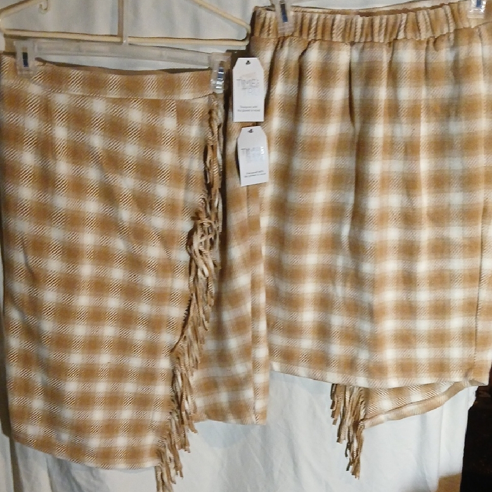 Time and Tru Tan and Cream Plaid Skirt Set